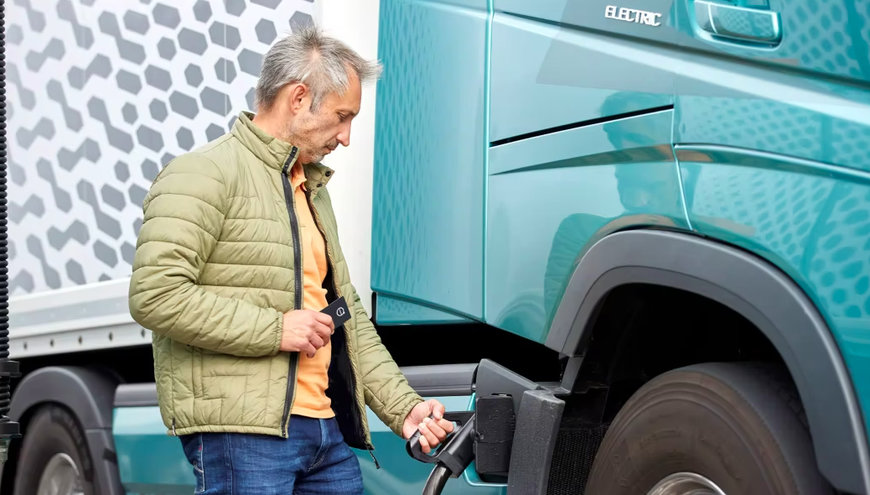 VOLVO TRUCKS LAUNCHES NEW SERVICE FOR FAST CHARGING OF ELECTRIC TRUCKS